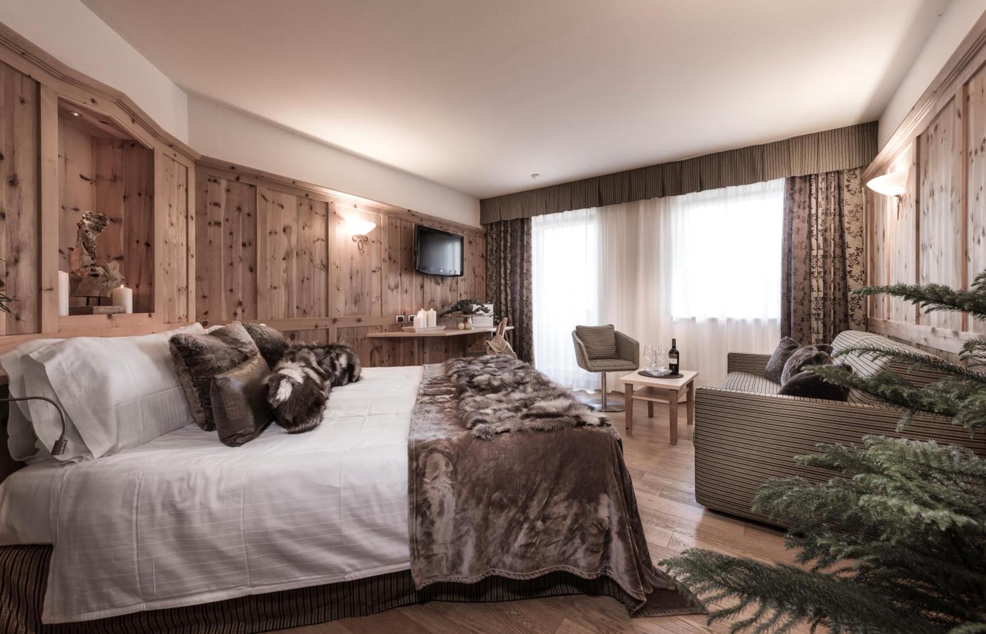 Solea Dolomiti Boutique Hotel Fai Della Paganella Esterno foto