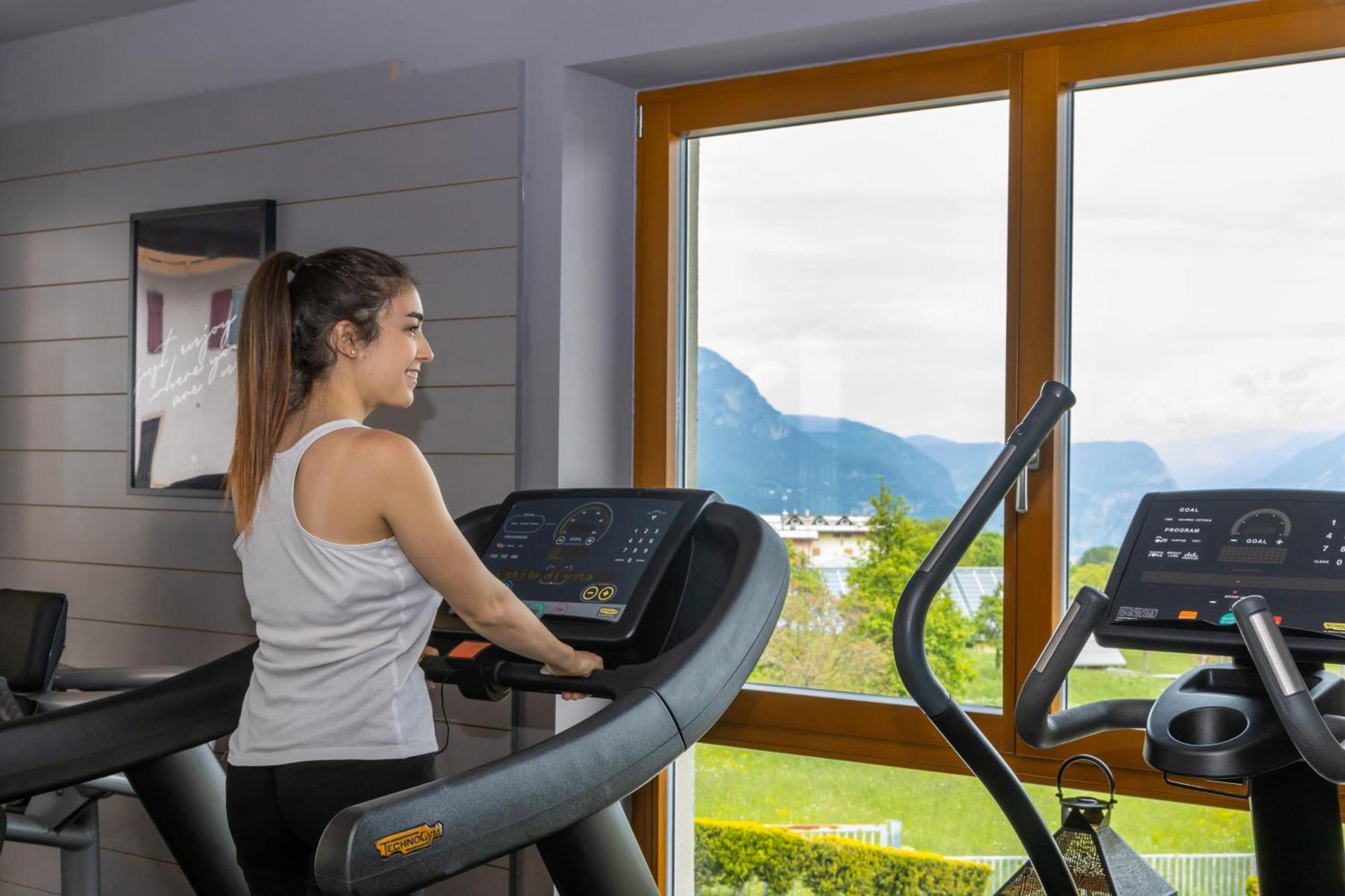 Solea Dolomiti Boutique Hotel Fai Della Paganella Esterno foto
